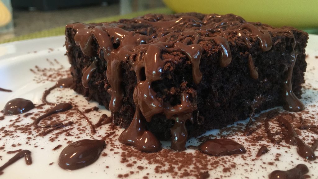 BROWNIE CHOCOLATE BANANA CAKE